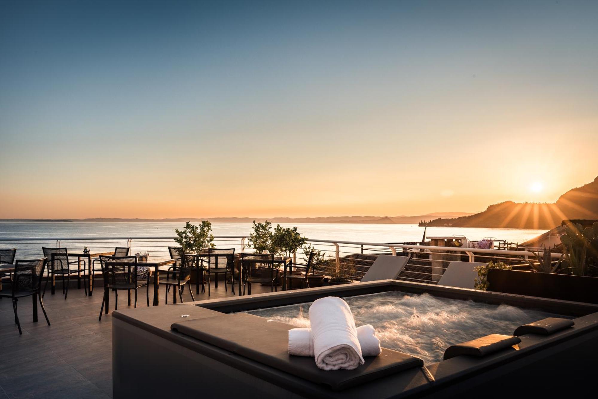 Hotel Giardinetto Garda  Dış mekan fotoğraf